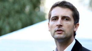 Житловий аскетизм на тлі розкоші: депутат Київради Ясинський без офіційних квадратних метрів, але з елітними Mercedes та російським слідом